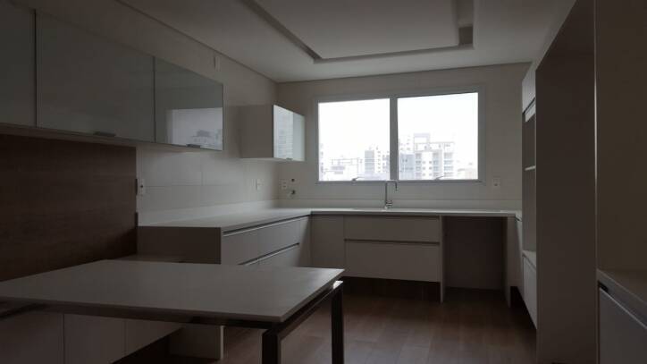 Apartamento à venda com 3 quartos, 350m² - Foto 9