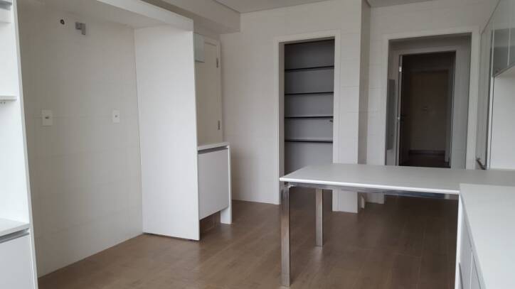 Apartamento à venda com 3 quartos, 350m² - Foto 11