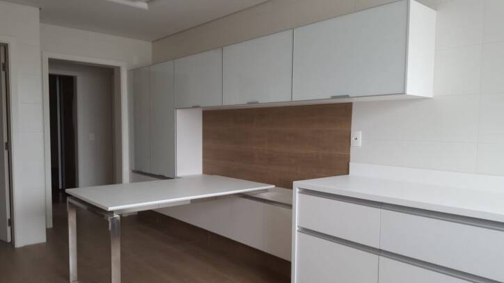 Apartamento à venda com 3 quartos, 350m² - Foto 8