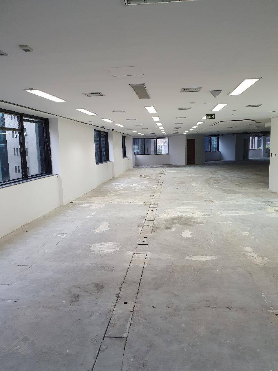 Conjunto Comercial-Sala à venda e aluguel, 290m² - Foto 2