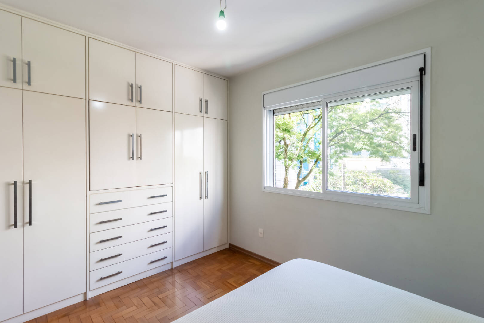 Apartamento à venda com 3 quartos, 181m² - Foto 31