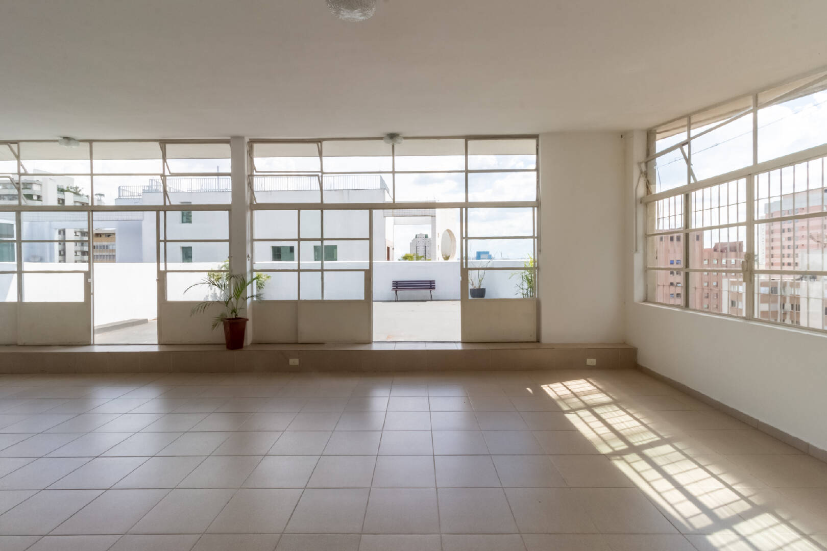 Apartamento à venda com 3 quartos, 181m² - Foto 40