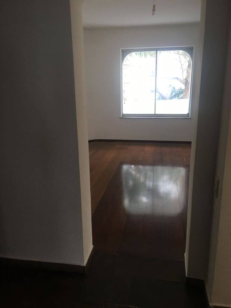 Apartamento à venda com 3 quartos, 240m² - Foto 23