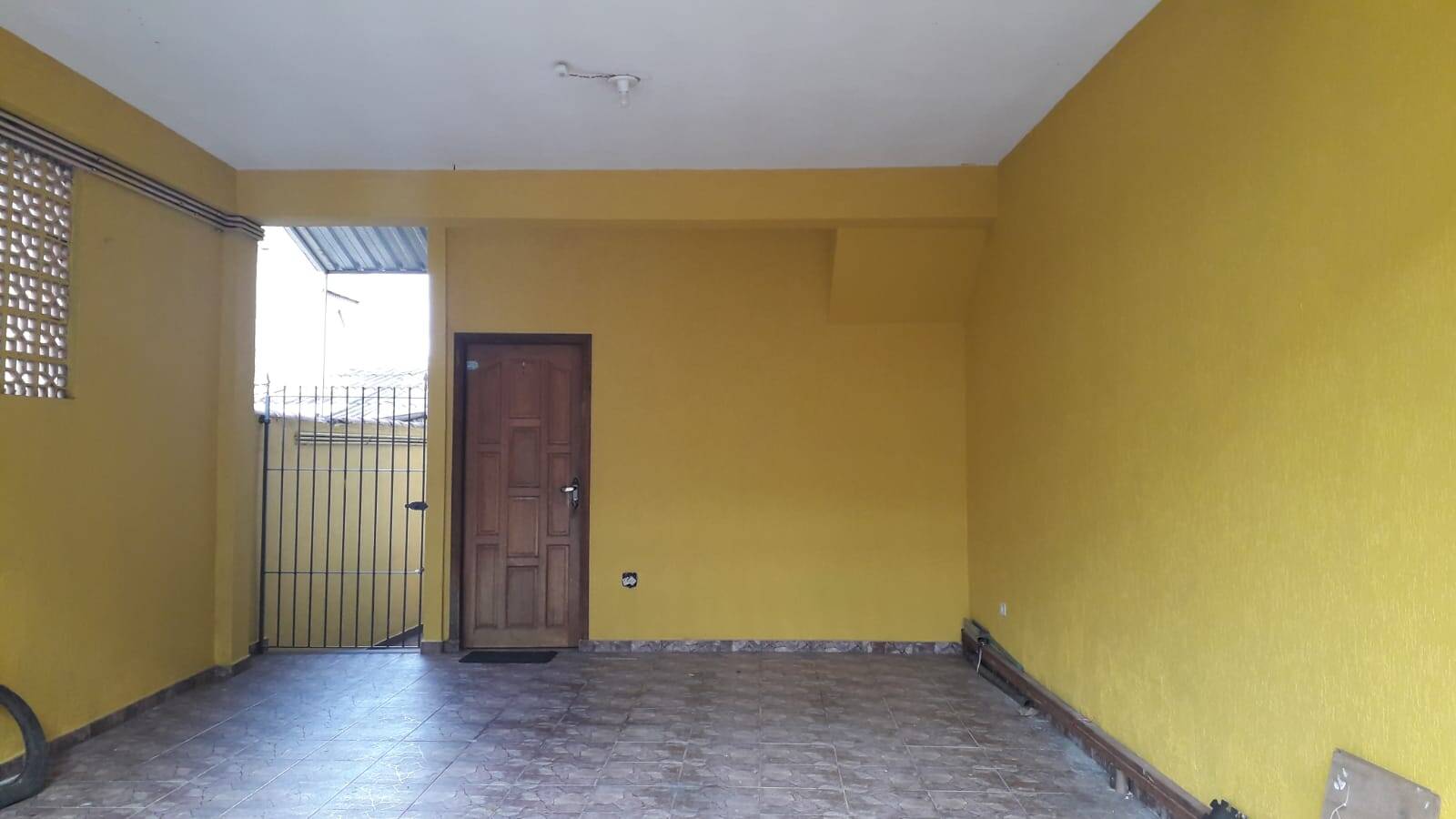 Sobrado à venda com 6 quartos, 244m² - Foto 2