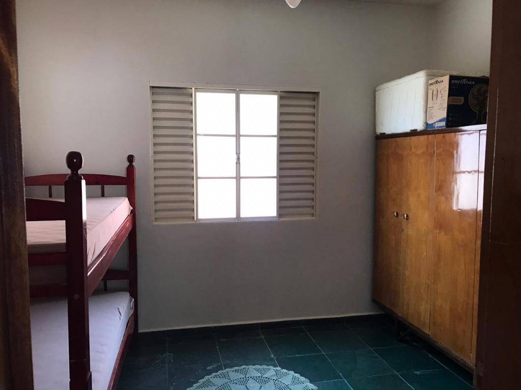 Casa à venda com 3 quartos, 360m² - Foto 8