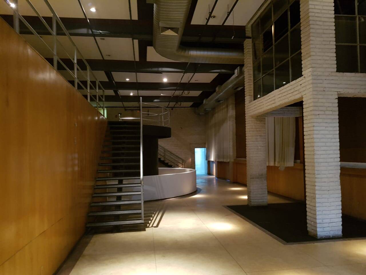 Prédio Inteiro, 1600 m² - Foto 4