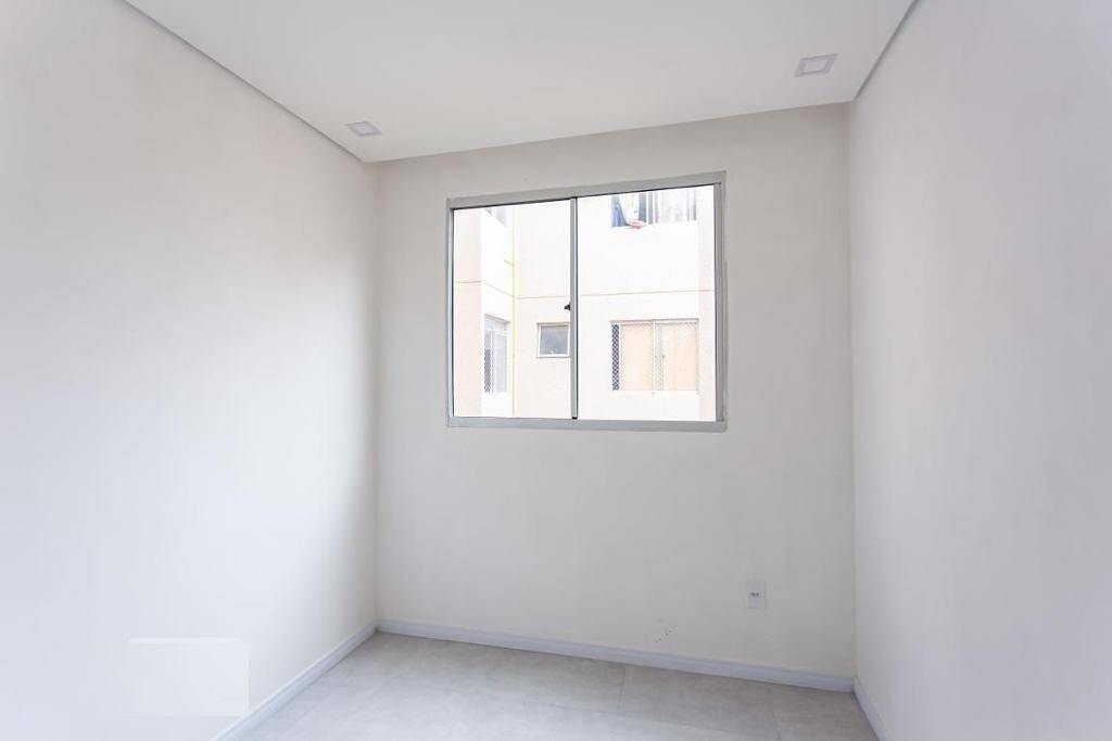 Apartamento à venda com 2 quartos, 38m² - Foto 3