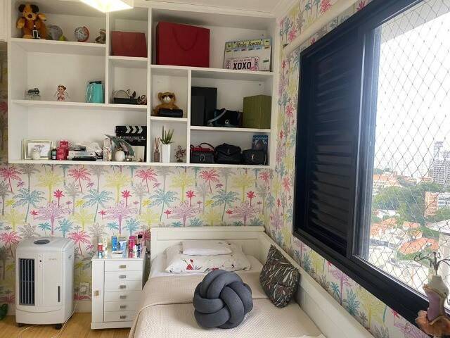 Apartamento à venda com 3 quartos, 156m² - Foto 8