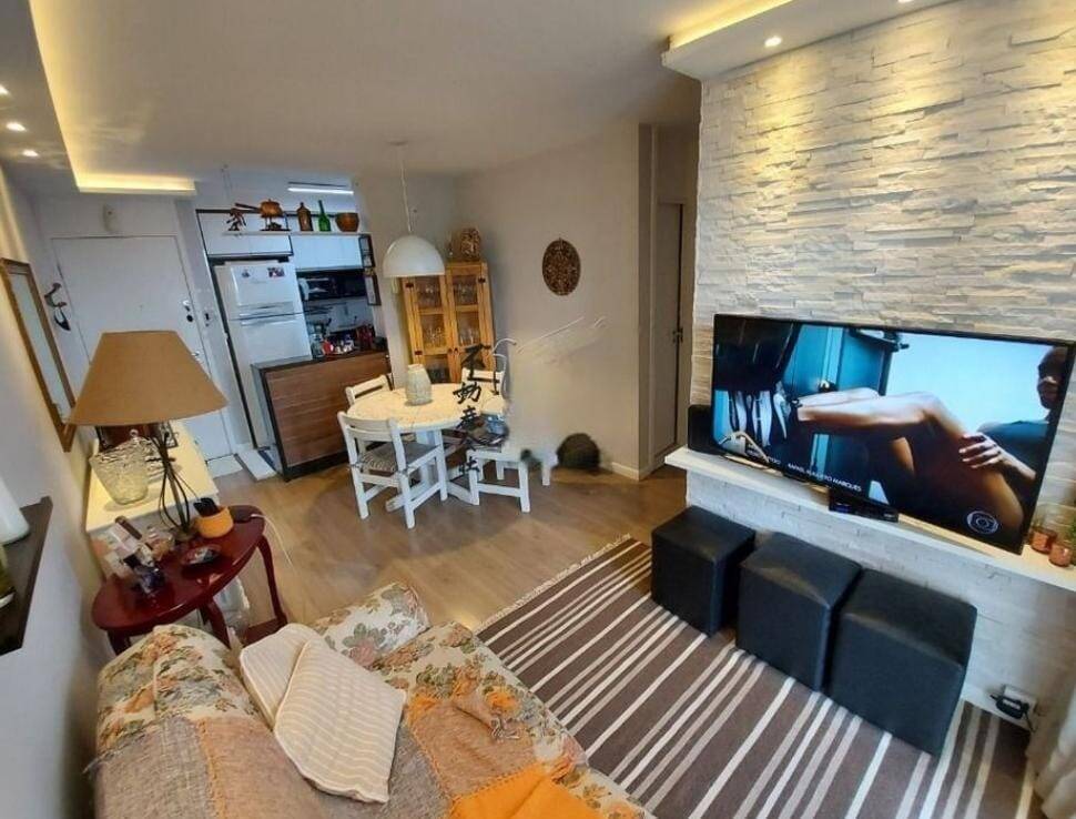 Apartamento à venda com 3 quartos, 63m² - Foto 1