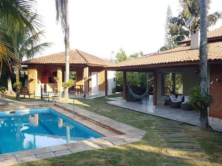 Casa de Condomínio à venda com 5 quartos, 550m² - Foto 1