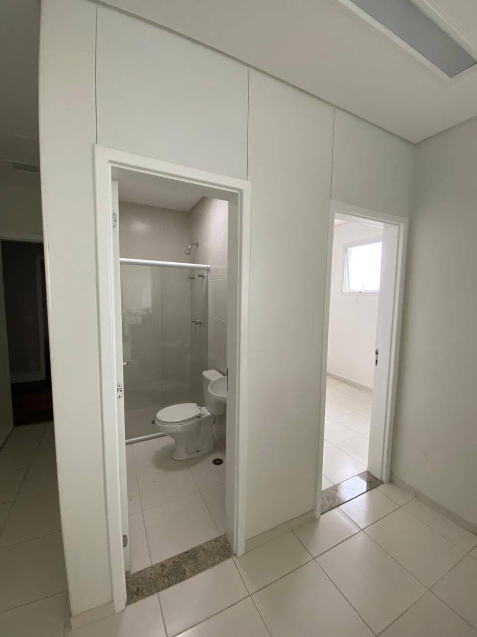 Apartamento para alugar com 4 quartos, 367m² - Foto 7