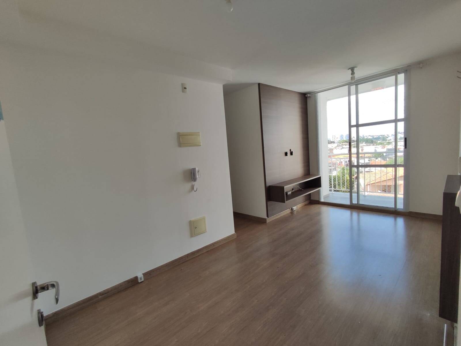 Apartamento à venda com 2 quartos, 47m² - Foto 2