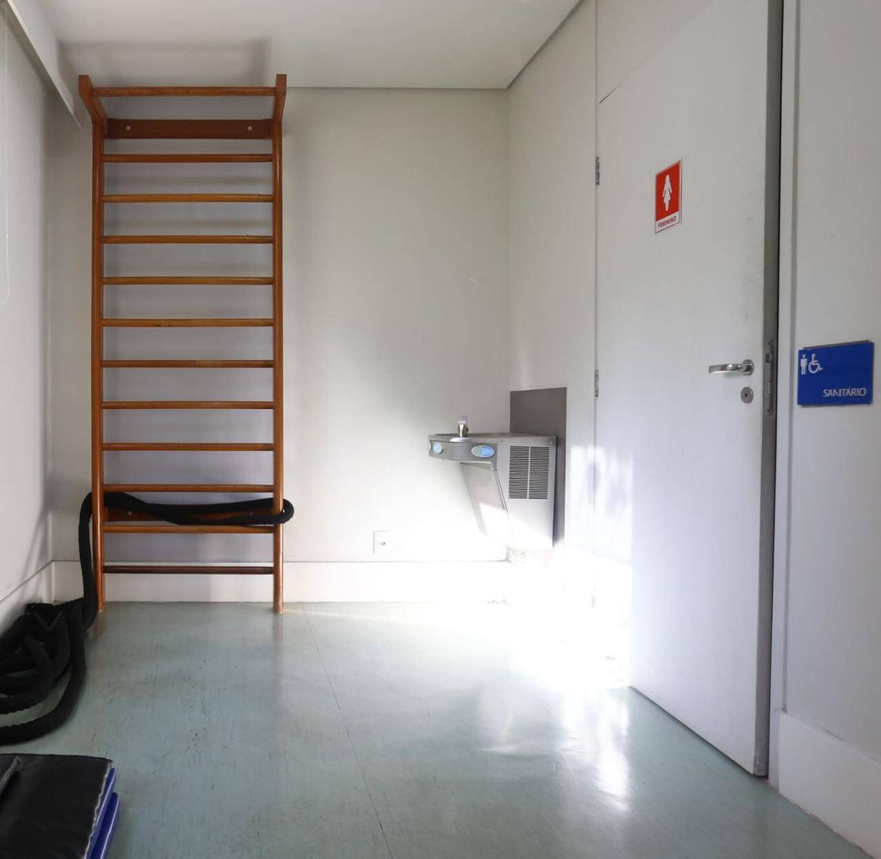 Apartamento à venda com 3 quartos, 63m² - Foto 32