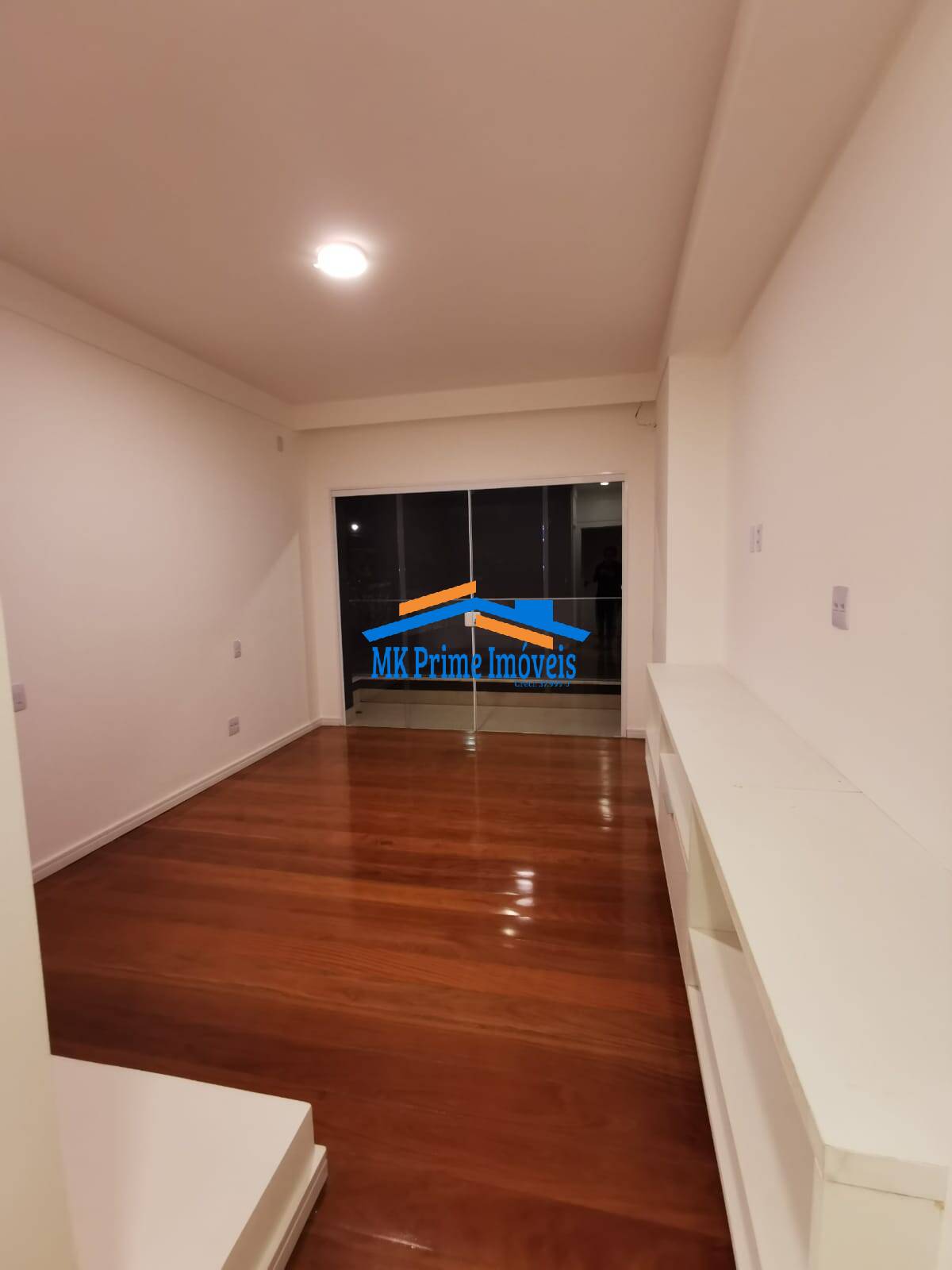 Casa de Condomínio para alugar com 4 quartos, 553m² - Foto 12