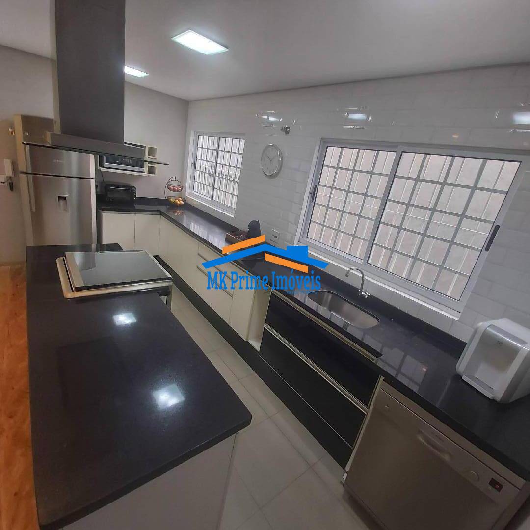 Sobrado à venda com 3 quartos, 203m² - Foto 15