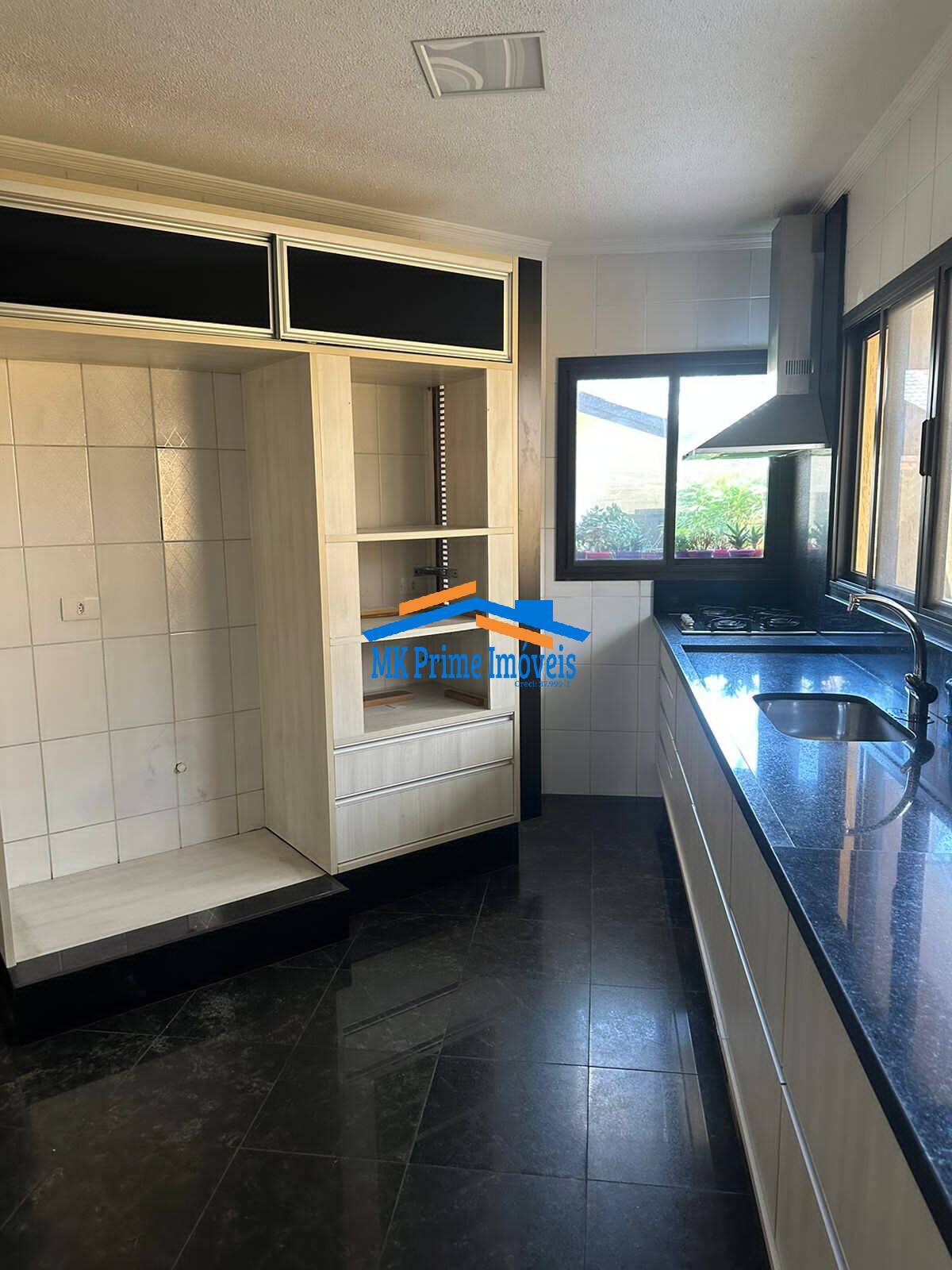 Casa de Condomínio para alugar com 4 quartos, 460m² - Foto 11