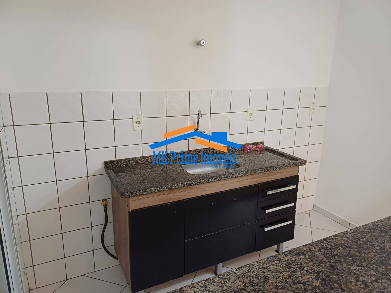 Apartamento à venda com 2 quartos, 103m² - Foto 4