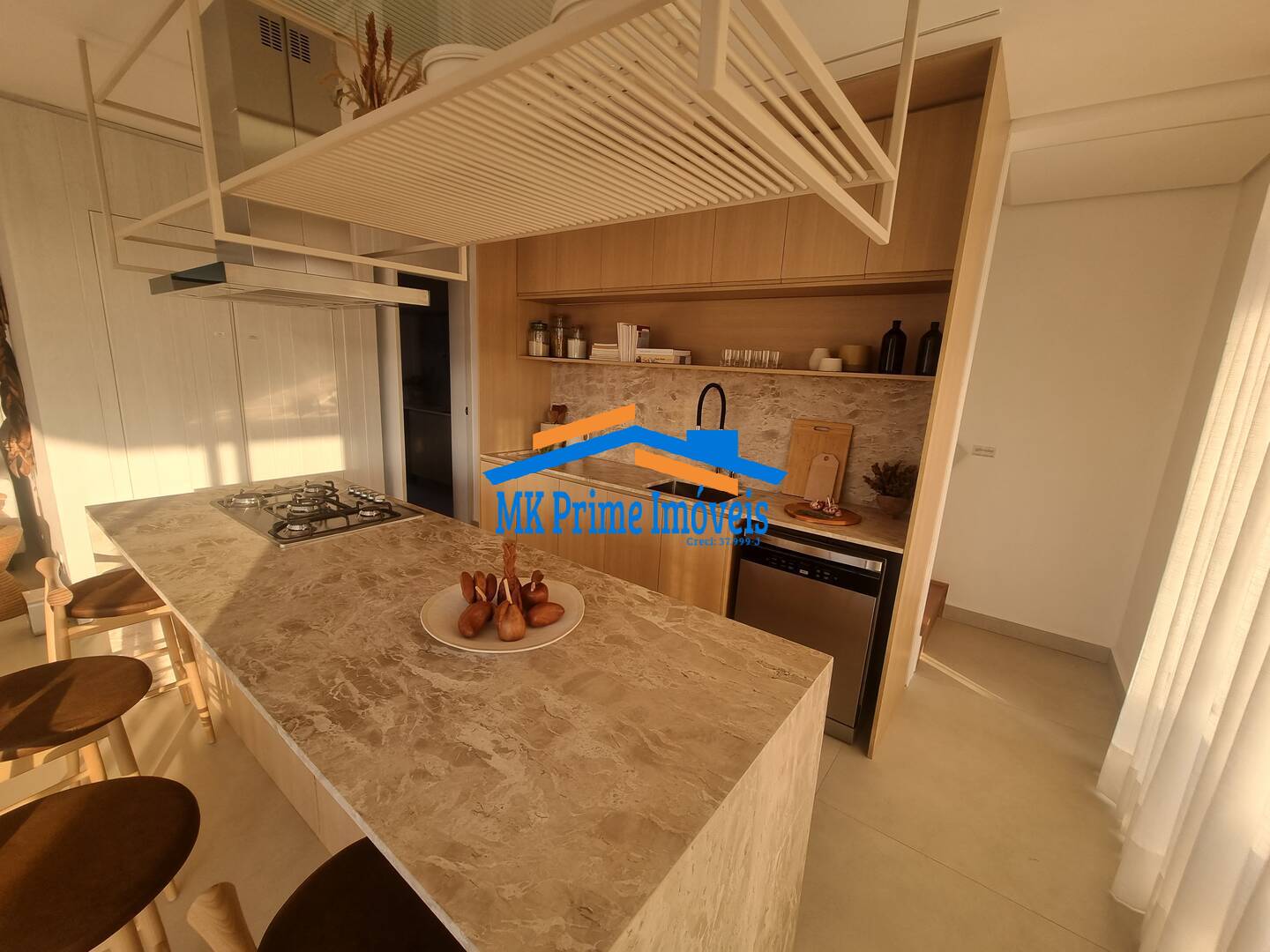 Casa de Condomínio à venda com 3 quartos, 238m² - Foto 4