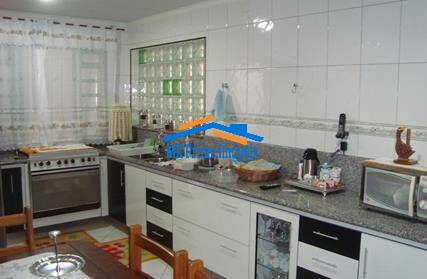 Sobrado à venda com 5 quartos, 125m² - Foto 2