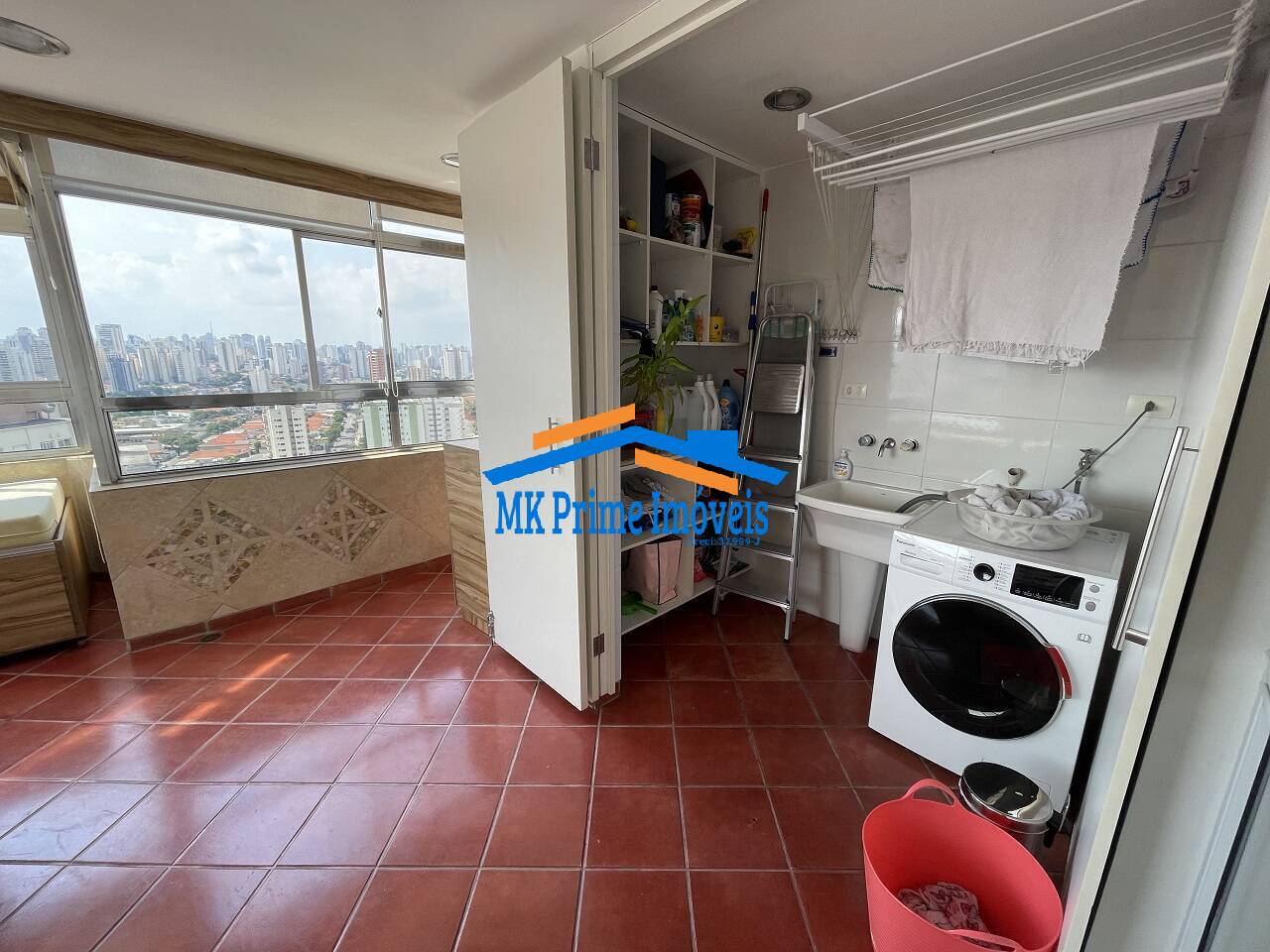 Apartamento à venda com 2 quartos, 110m² - Foto 46