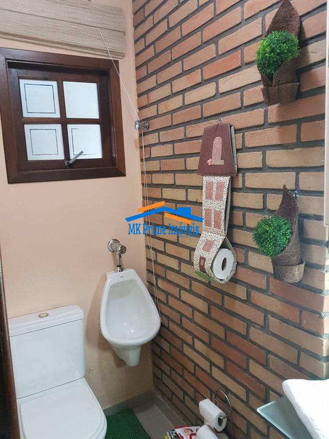 Casa à venda com 4 quartos, 240m² - Foto 5