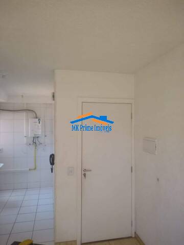 Apartamento à venda com 2 quartos, 39m² - Foto 5