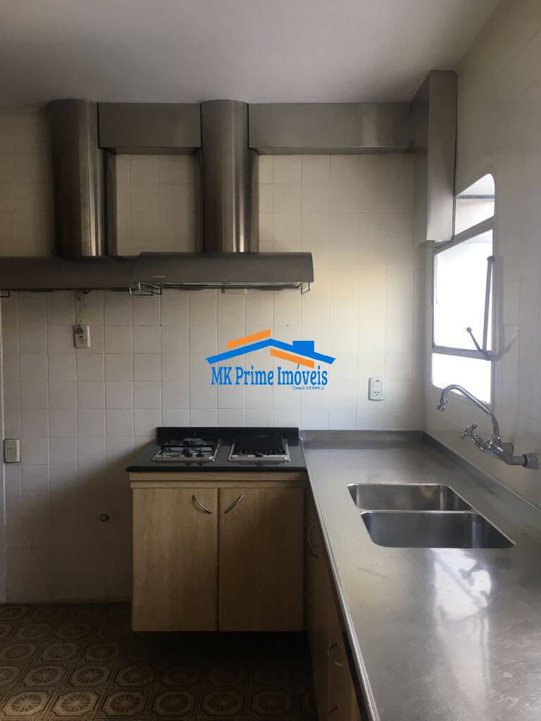 Apartamento à venda com 3 quartos, 240m² - Foto 16