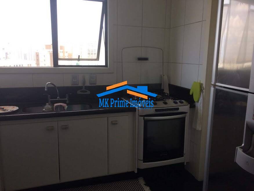 Apartamento à venda com 4 quartos, 200m² - Foto 12