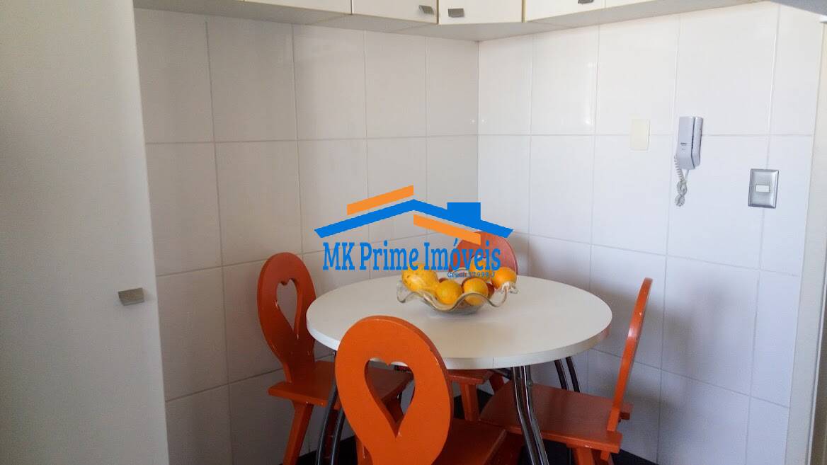 Apartamento à venda com 4 quartos, 200m² - Foto 18