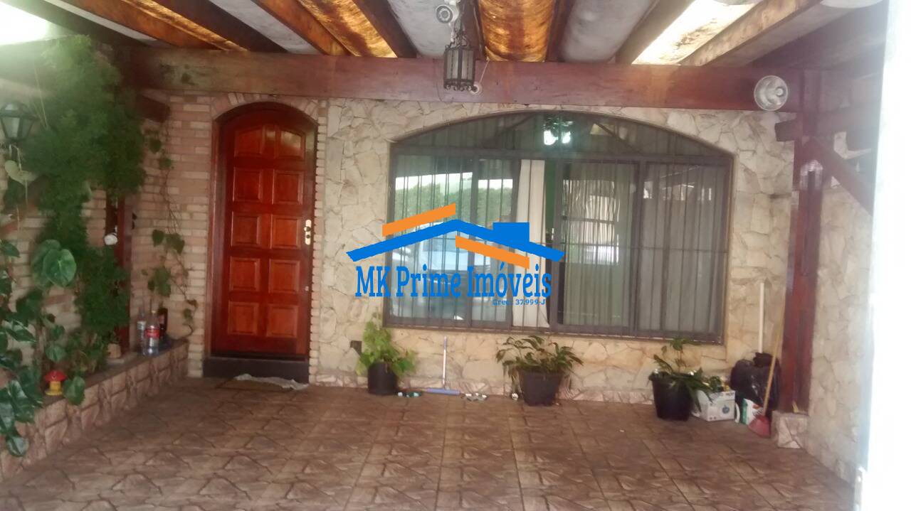 Casa à venda com 3 quartos, 165m² - Foto 1