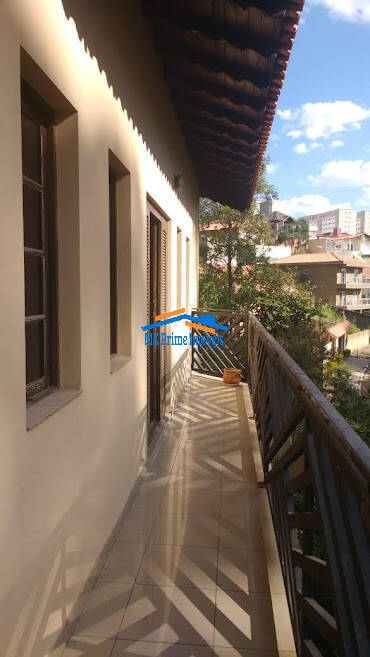 Sobrado à venda com 6 quartos, 560m² - Foto 26