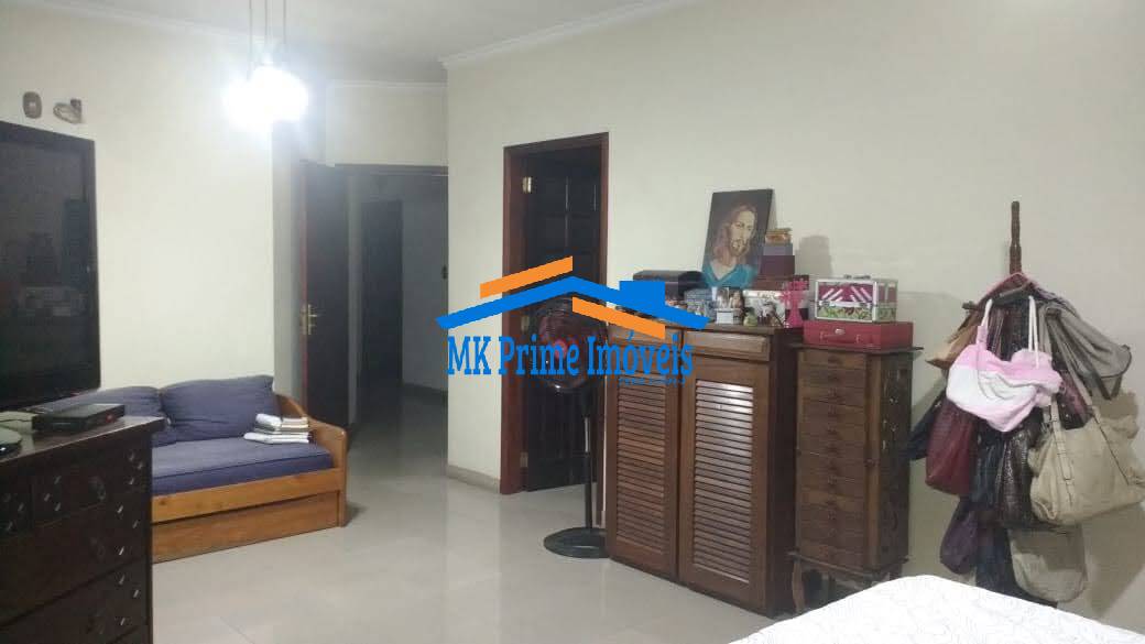 Sobrado à venda com 6 quartos, 560m² - Foto 37