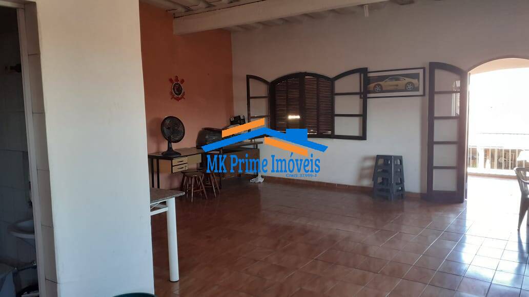 Casa à venda com 3 quartos, 250m² - Foto 22