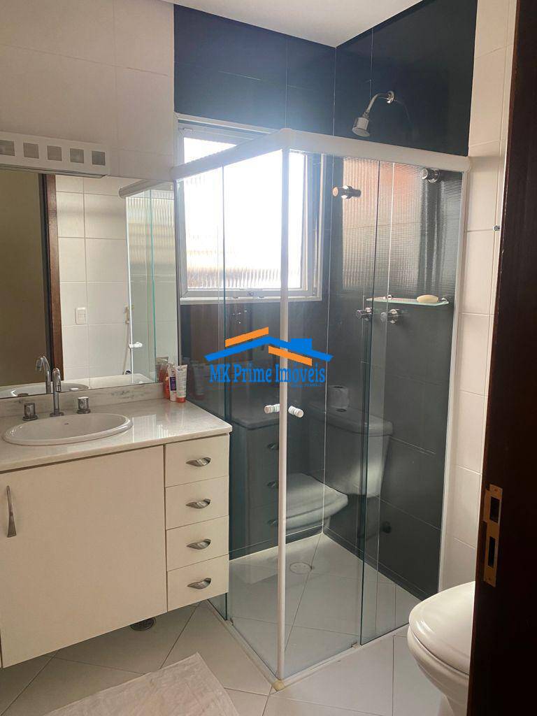 Casa de Condomínio à venda com 4 quartos, 300m² - Foto 32