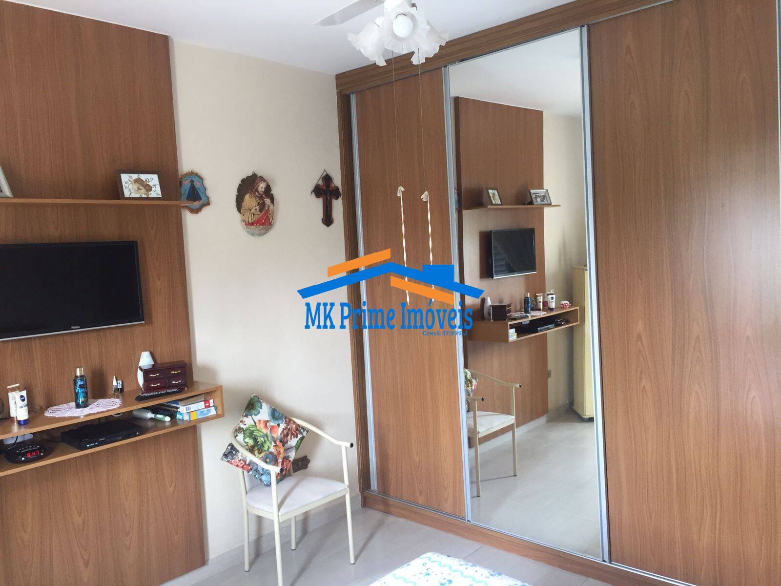 Casa à venda com 2 quartos, 190m² - Foto 13