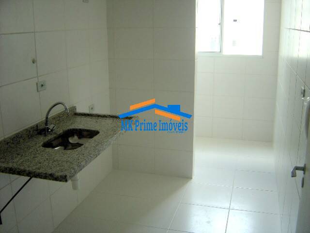 Apartamento à venda com 3 quartos, 68m² - Foto 4