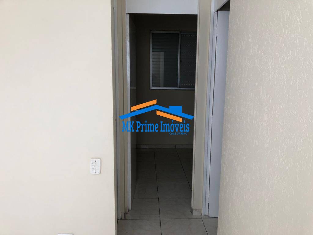 Apartamento à venda com 2 quartos, 42m² - Foto 12