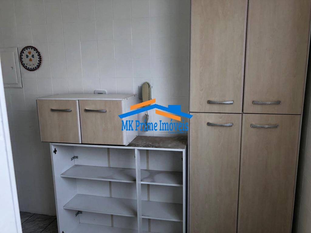 Apartamento à venda com 2 quartos, 42m² - Foto 6