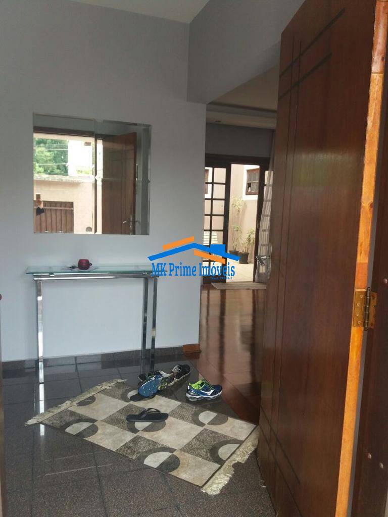 Sobrado à venda com 3 quartos, 186m² - Foto 5