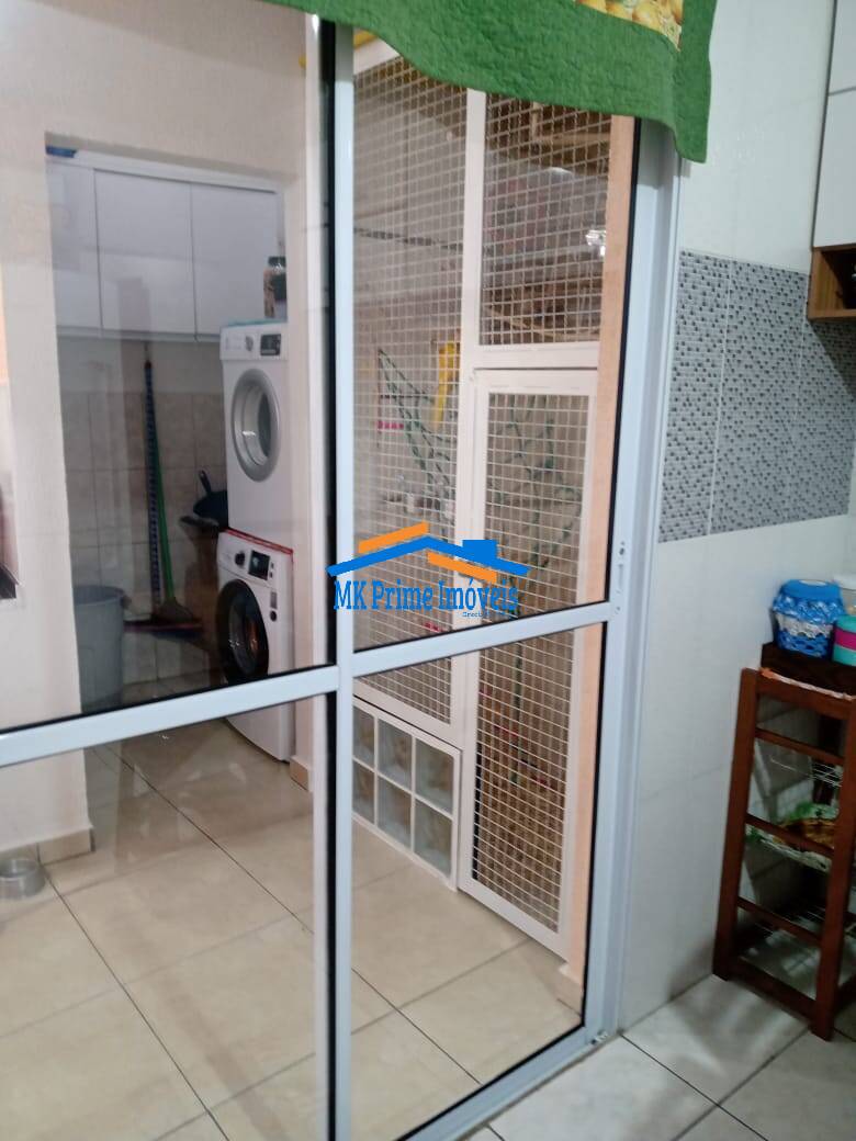 Sobrado à venda com 2 quartos, 128m² - Foto 10