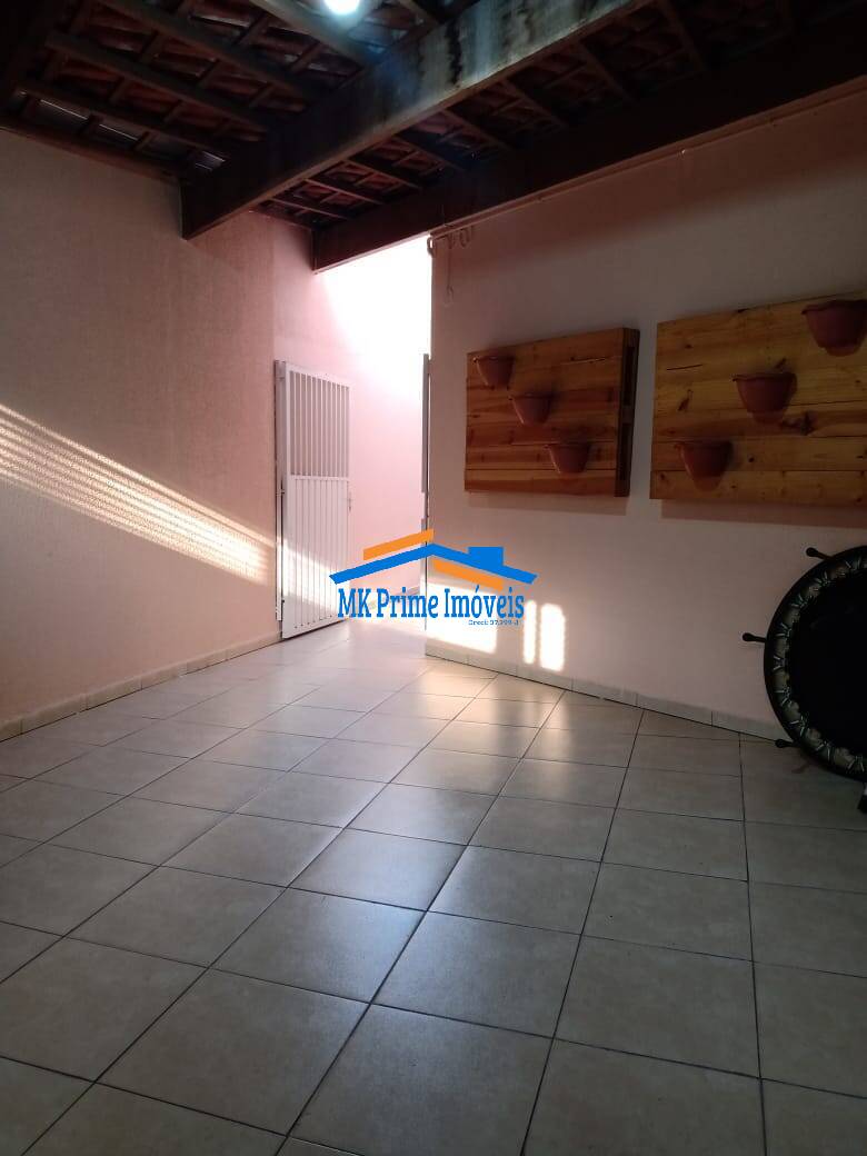 Sobrado à venda com 2 quartos, 128m² - Foto 32