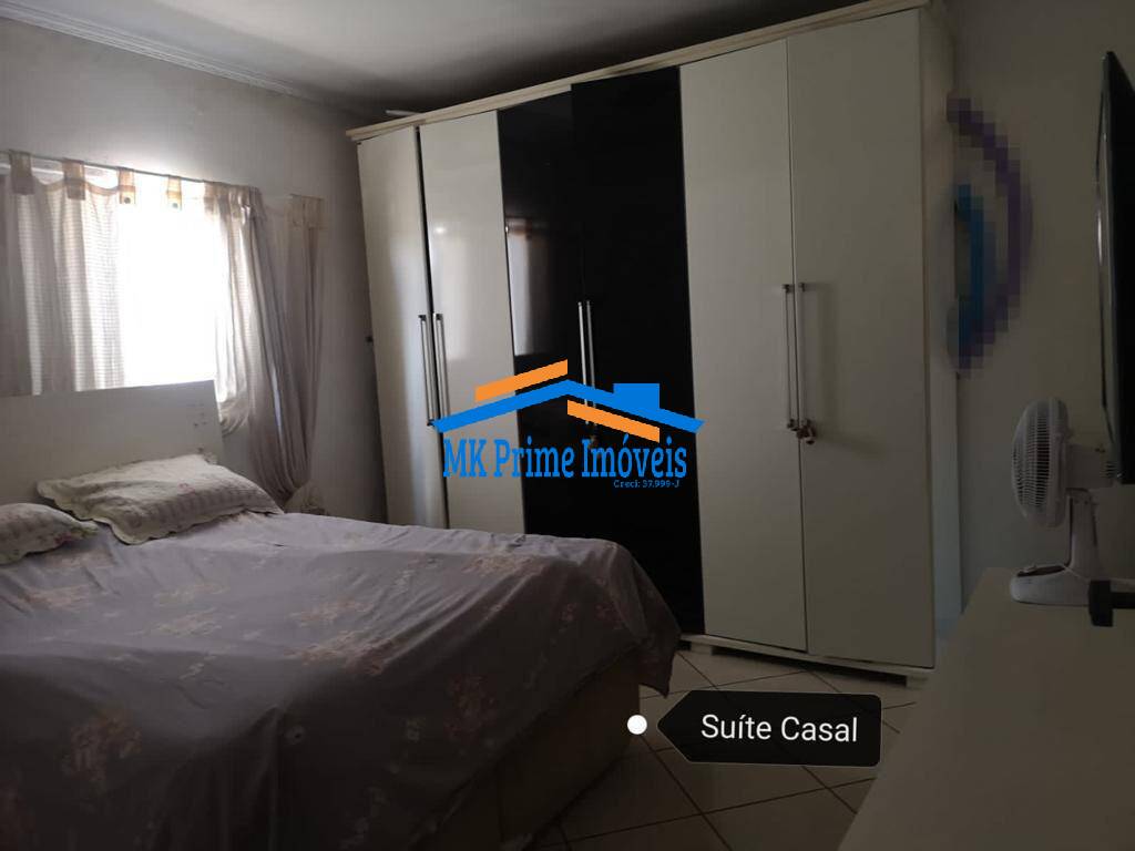 Casa à venda com 6 quartos, 400m² - Foto 49