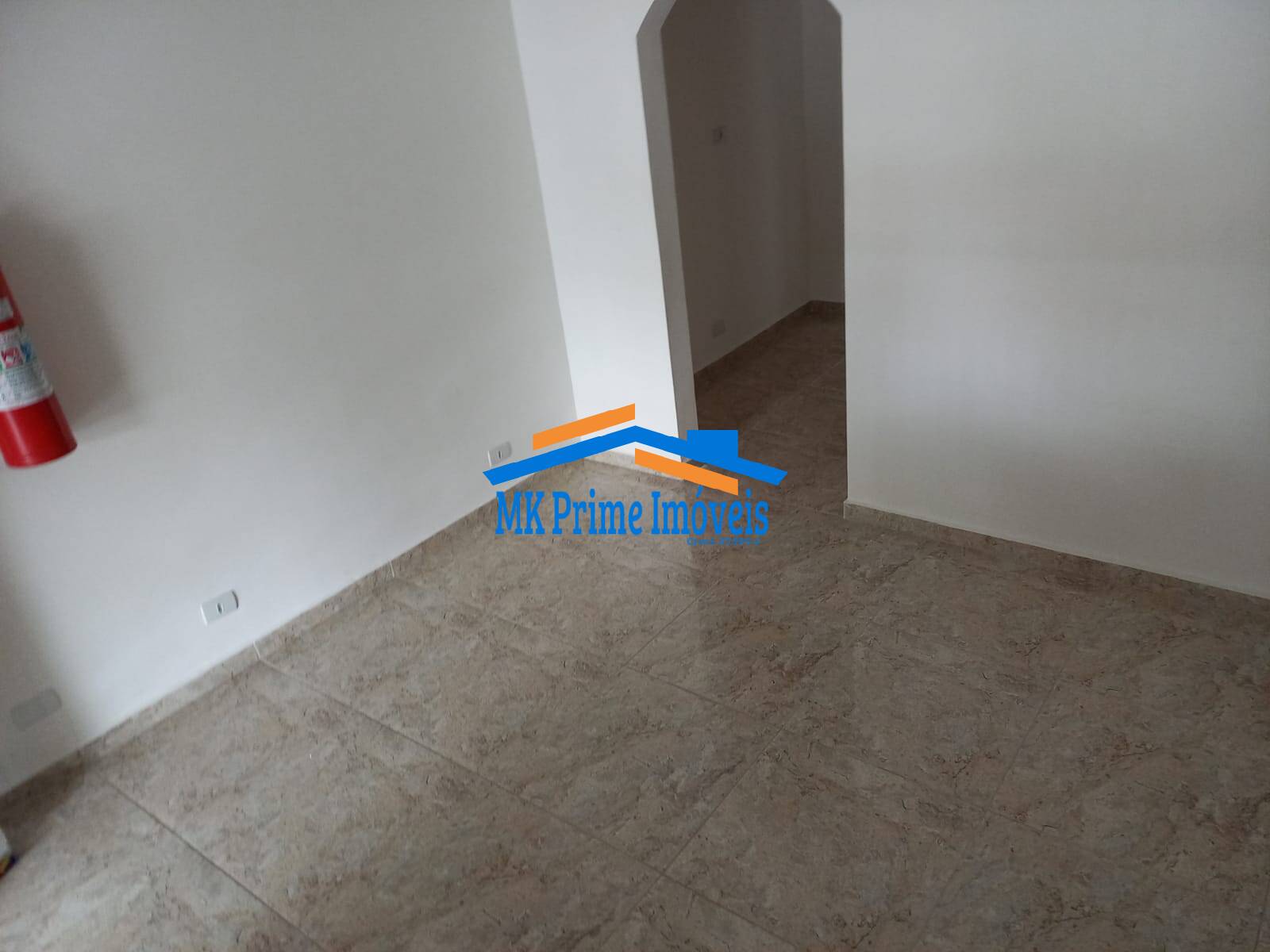 Casa para alugar com 1 quarto, 50m² - Foto 5