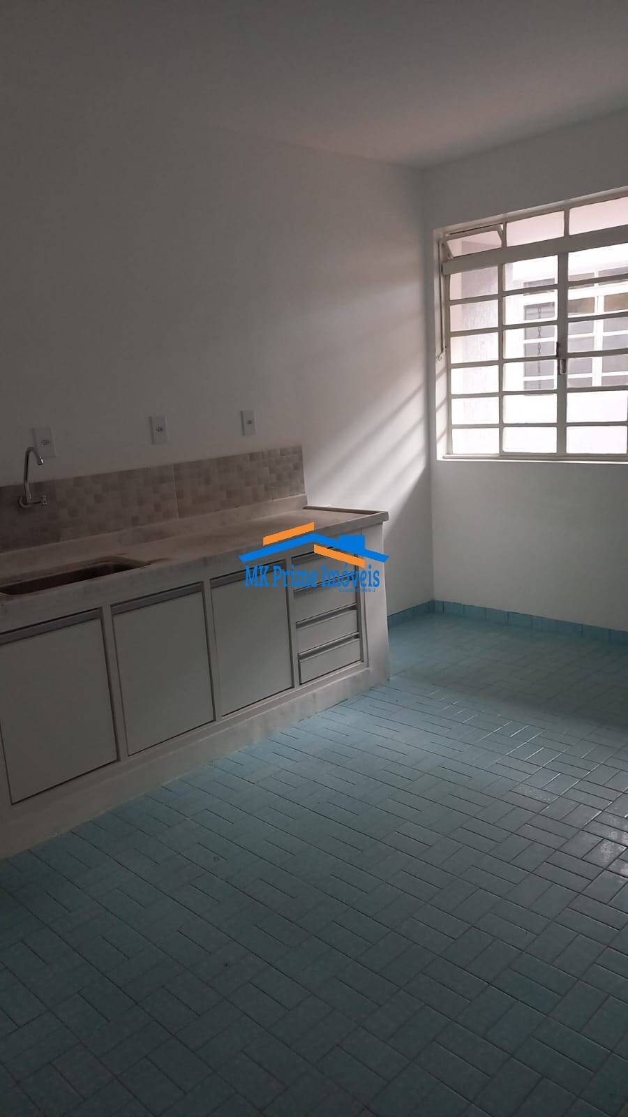 Casa à venda com 3 quartos, 144m² - Foto 4