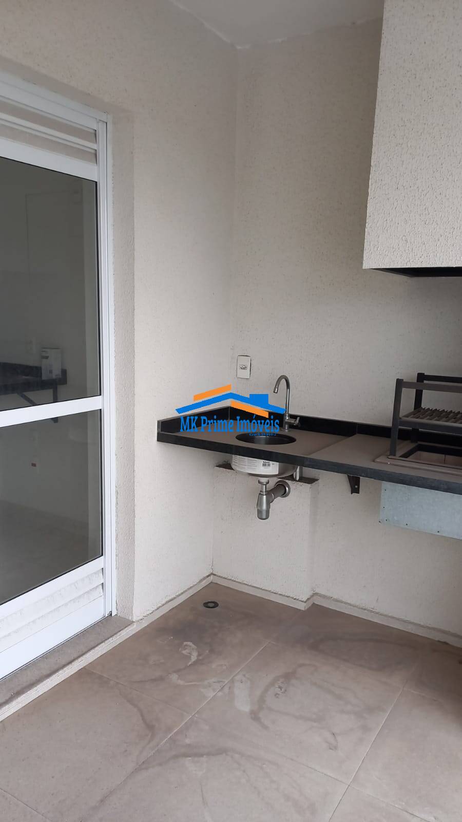 Apartamento à venda com 2 quartos, 74m² - Foto 3