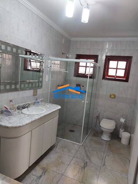 Casa à venda com 5 quartos, 302m² - Foto 25