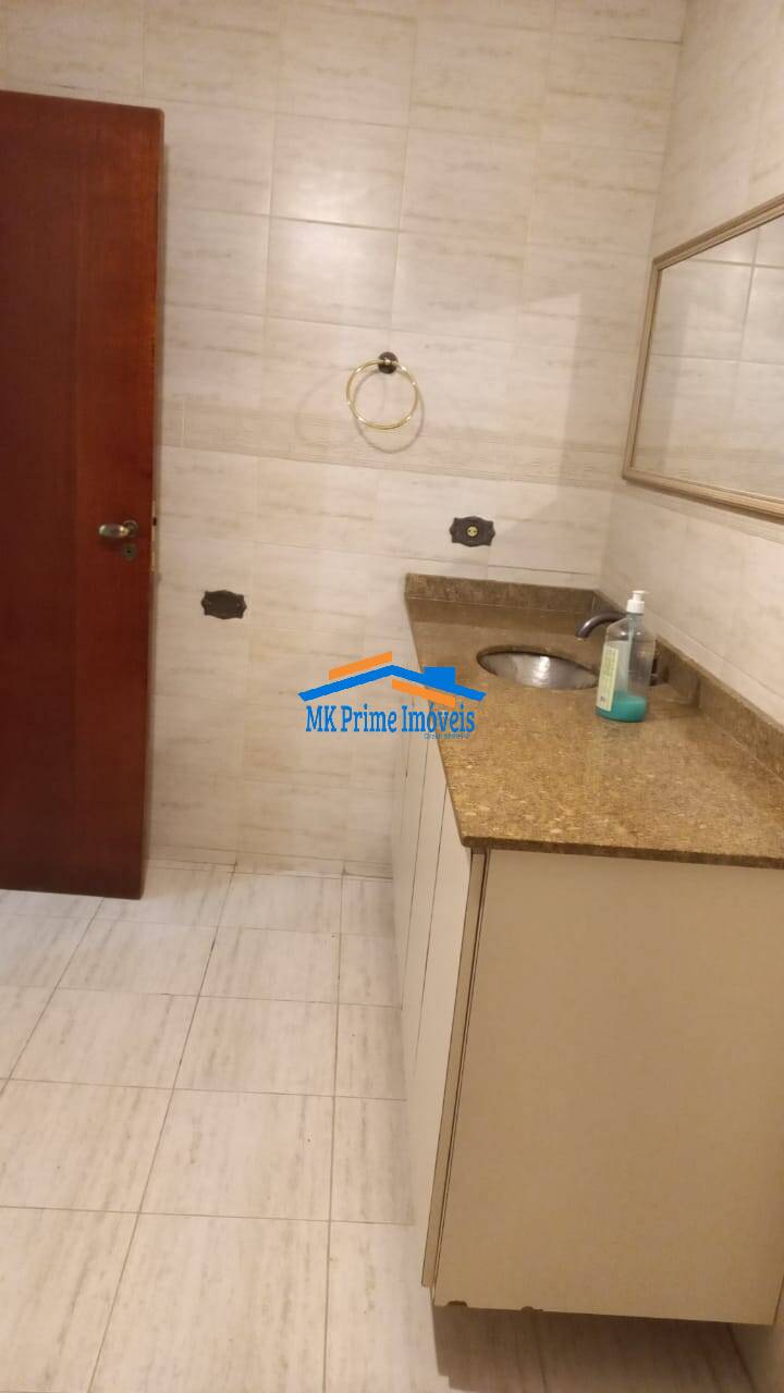 Sobrado à venda e aluguel com 3 quartos, 333m² - Foto 19