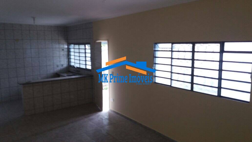 Casa à venda com 3 quartos, 100m² - Foto 15