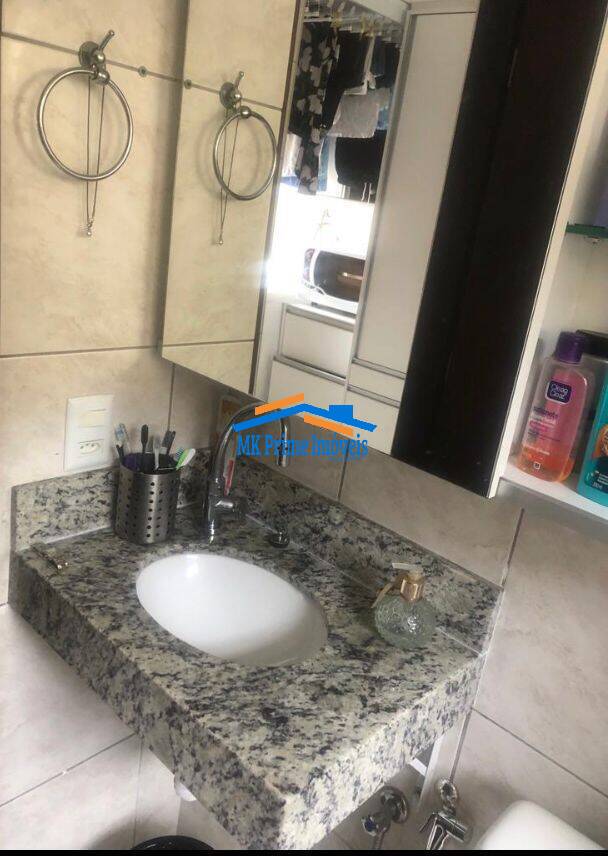 Apartamento à venda com 2 quartos, 40m² - Foto 9