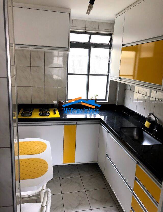 Apartamento à venda com 2 quartos, 40m² - Foto 4